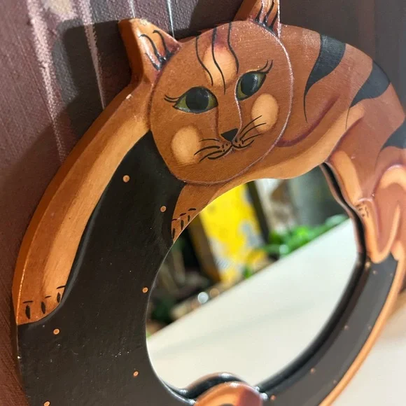 Handcrafted 8" Cat Design Decorative Wall Mirror Indonesia - Picture 12 of 14